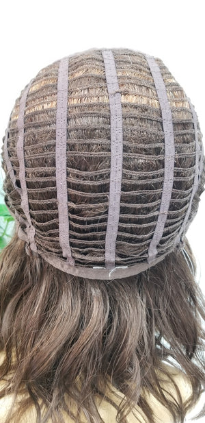 Lees10082 (Lace Front)