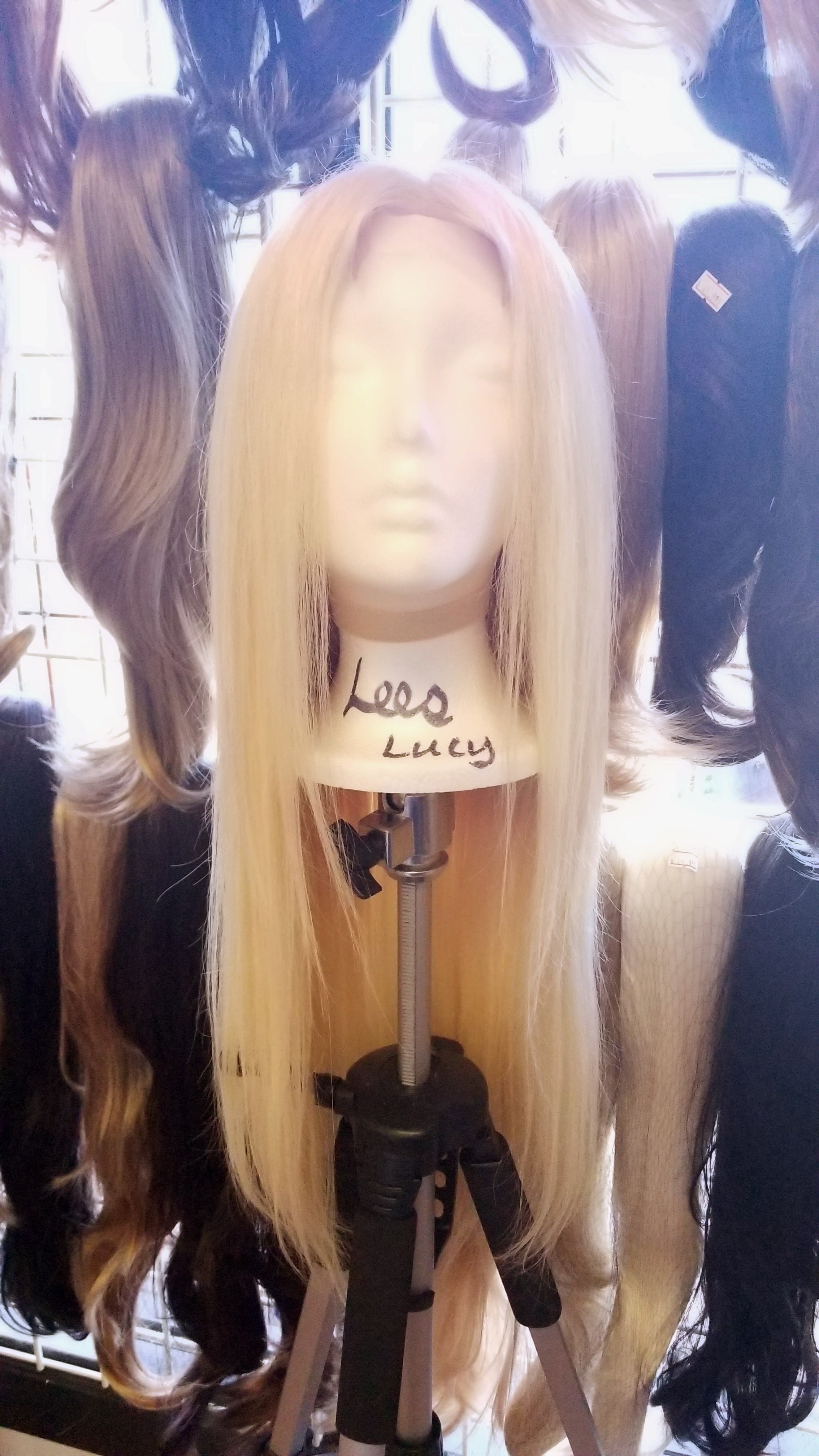 Lees10146, Lucy's Made Wig